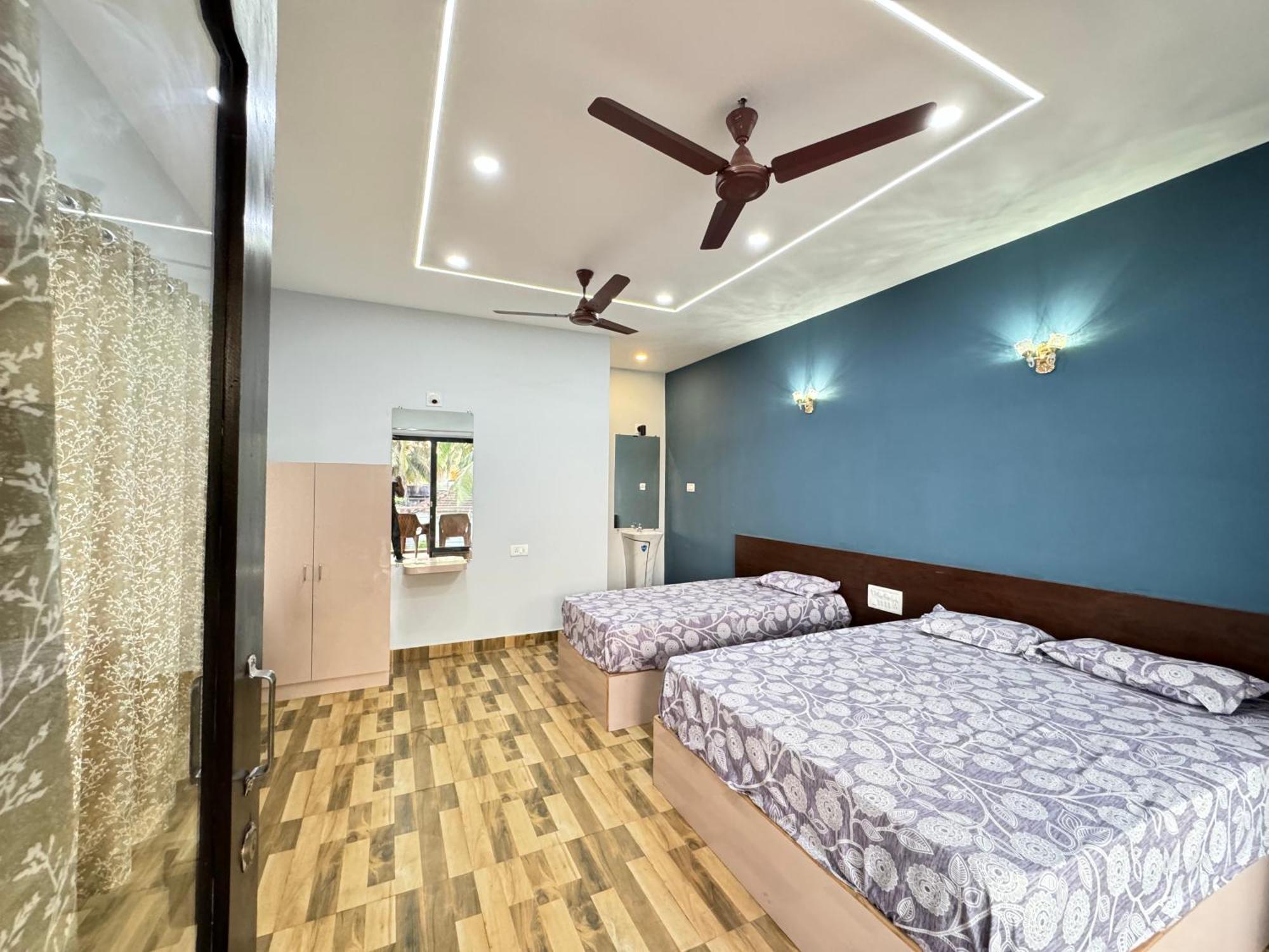 The Glasswater By The Backwater Homestay Kalyānpur 외부 사진