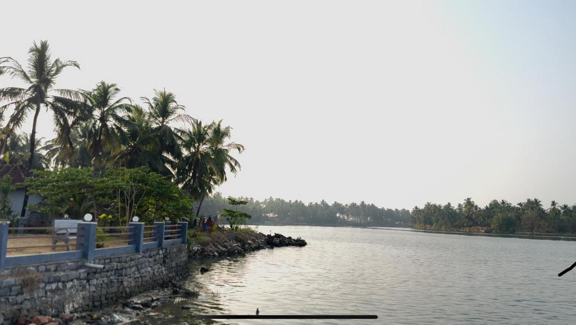 The Glasswater By The Backwater Homestay Kalyānpur 외부 사진