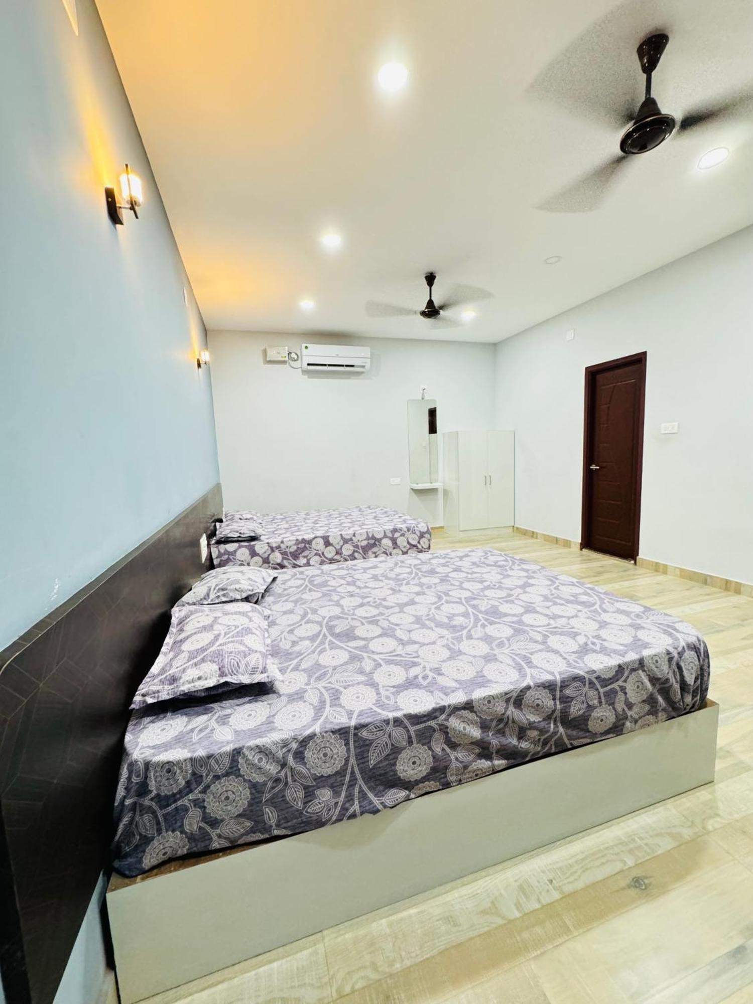 The Glasswater By The Backwater Homestay Kalyānpur 외부 사진