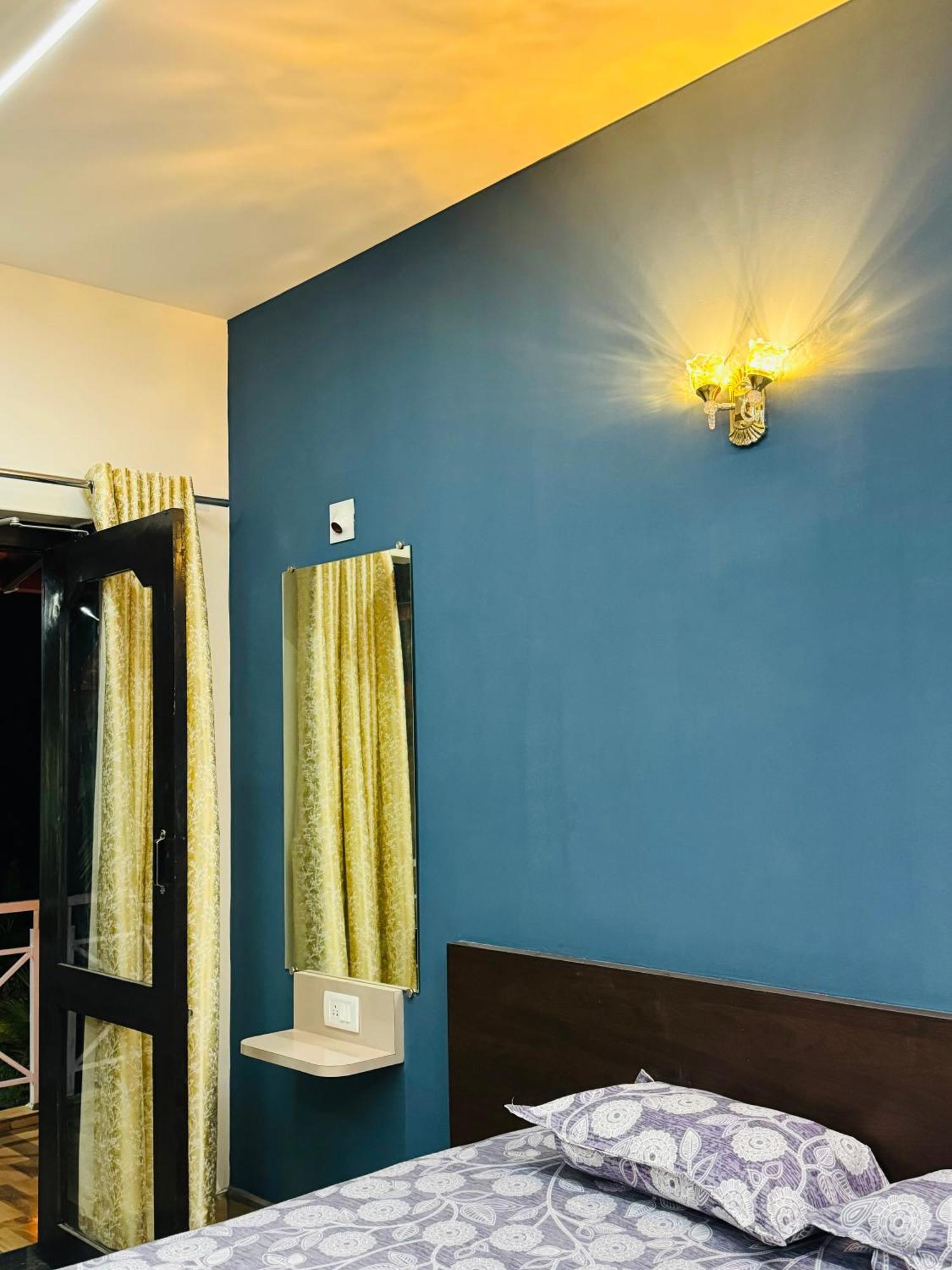 The Glasswater By The Backwater Homestay Kalyānpur 외부 사진