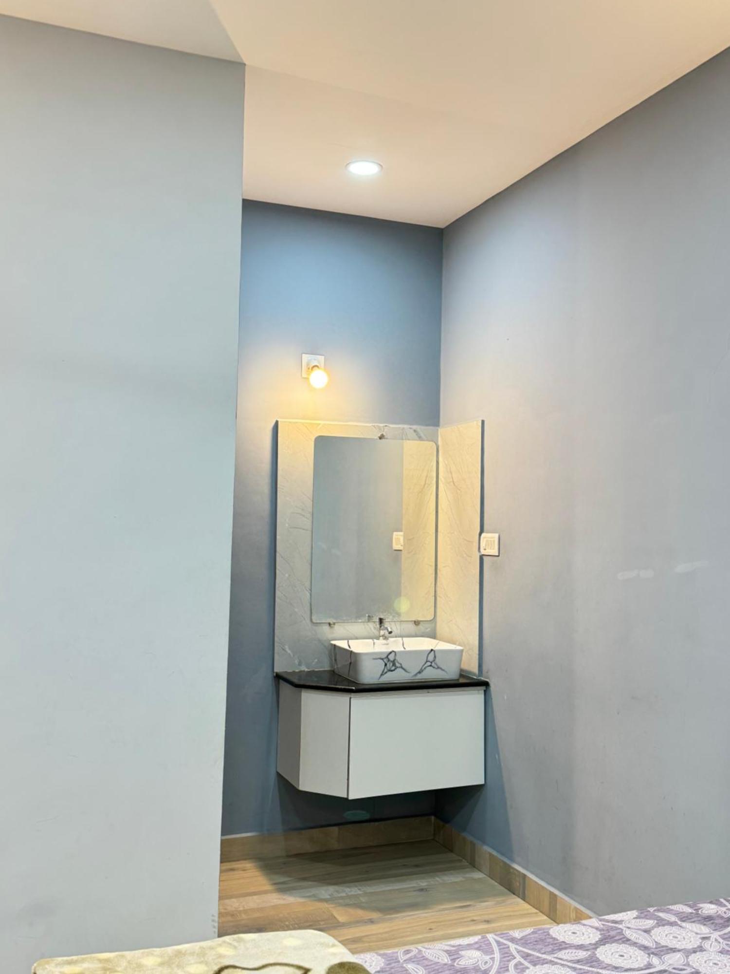 The Glasswater By The Backwater Homestay Kalyānpur 외부 사진