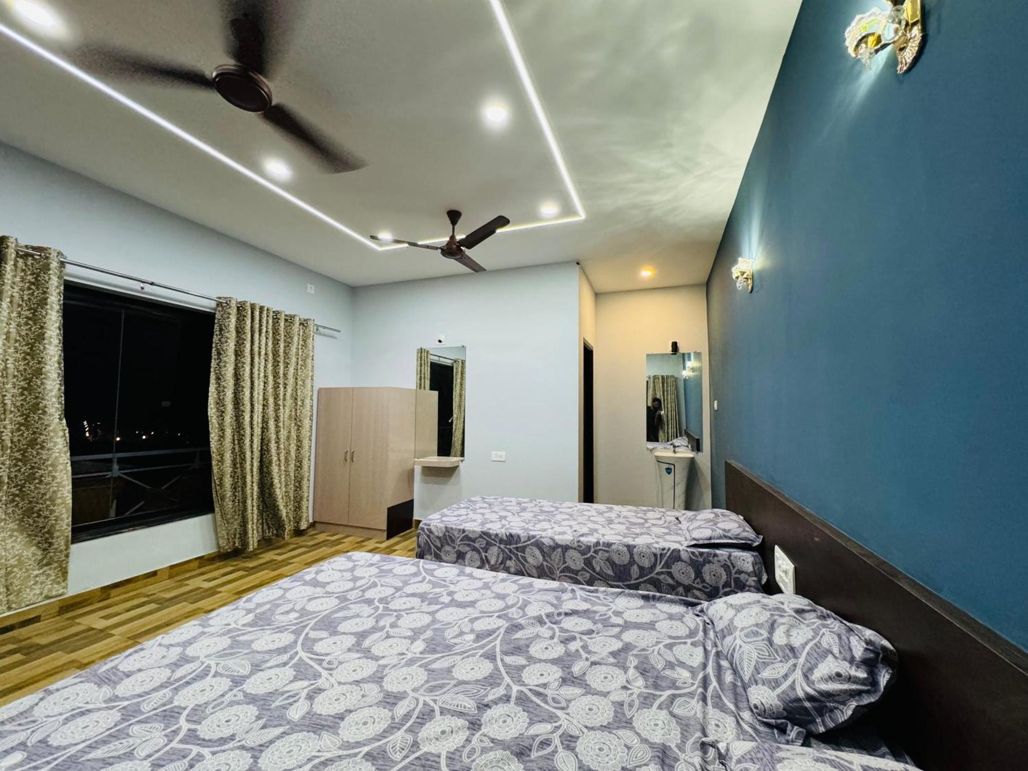 The Glasswater By The Backwater Homestay Kalyānpur 외부 사진
