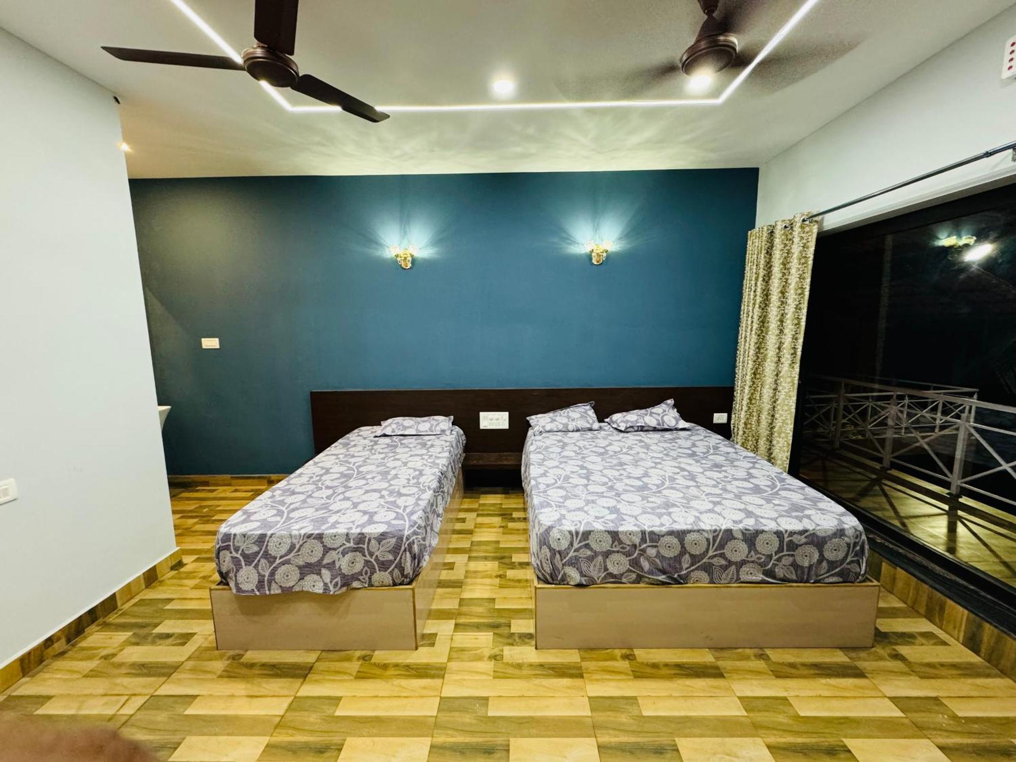 The Glasswater By The Backwater Homestay Kalyānpur 외부 사진