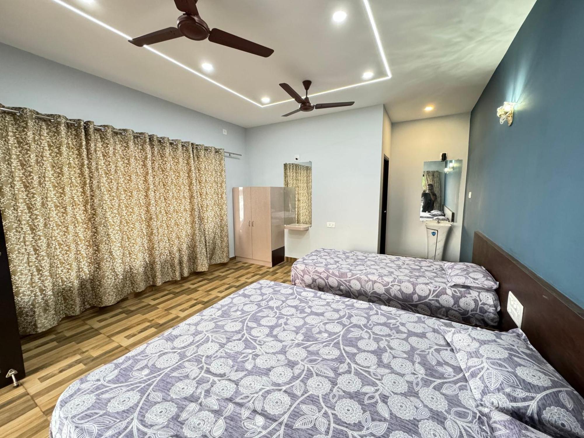 The Glasswater By The Backwater Homestay Kalyānpur 외부 사진
