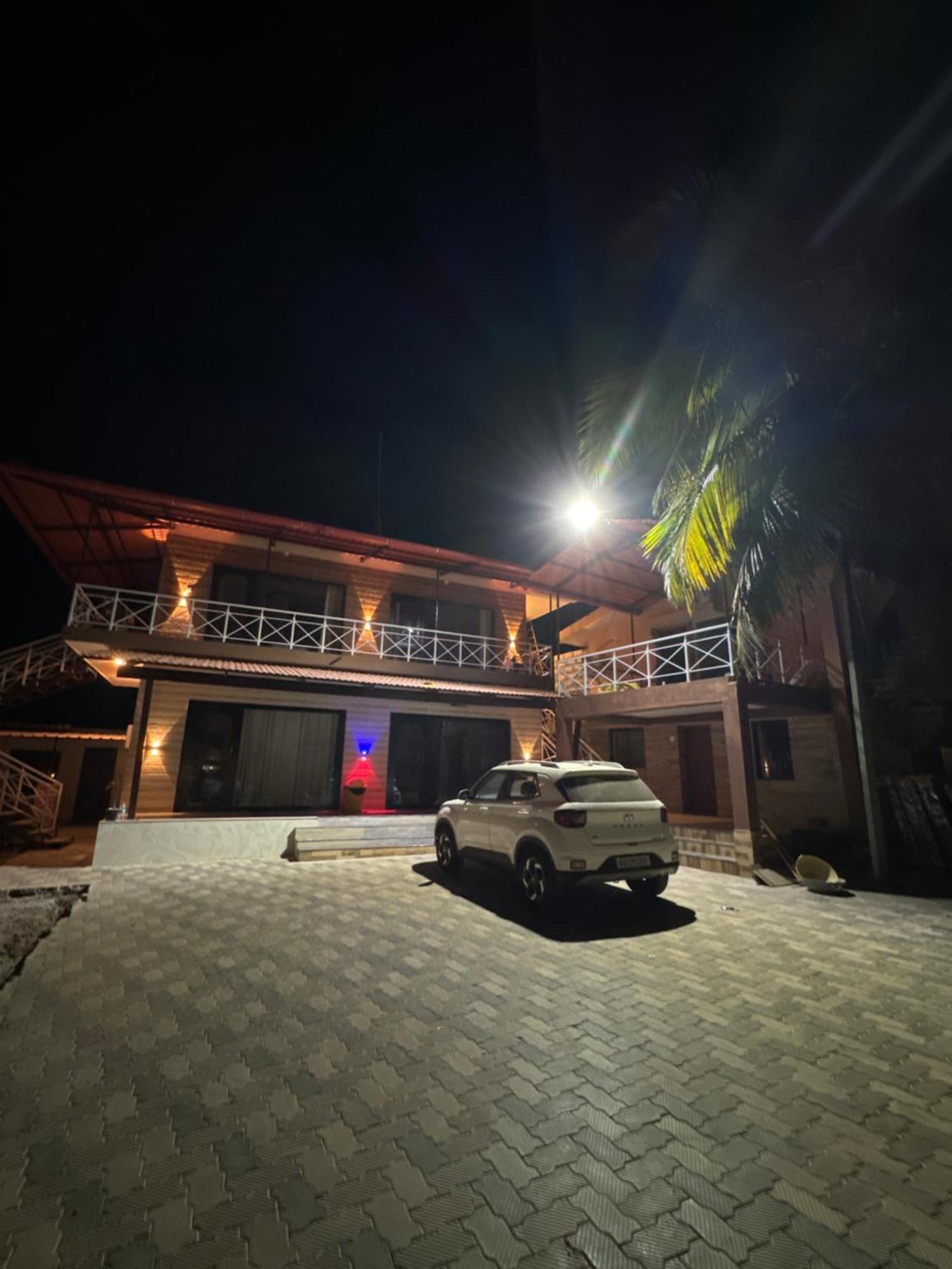 The Glasswater By The Backwater Homestay Kalyānpur 외부 사진